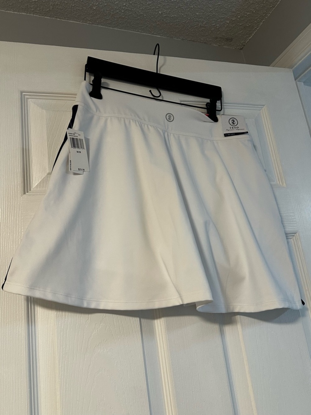 Women’s White Golf Skort with Subtle Black Trim